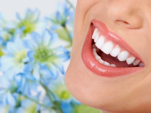 [ĐÂY] Cách làm trắng răng tại nhà cực hiệu quả Các Eva Không thể bỏ qua