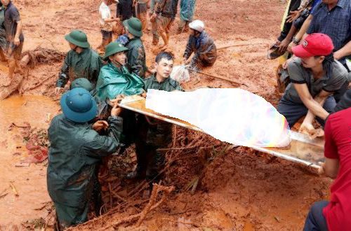 Tìm thấy thi thể 3 người trong một gia đình tại Đắk Nông bị đất đá vùi lấp do sạt lở