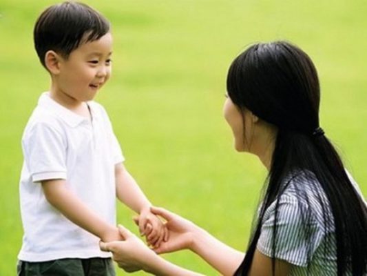 Những cách ứng xử điều cha mẹ nên dạy con từ nhỏ