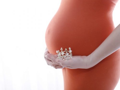 Những thực phẩm mẹ bầu cần tránh xa trong thời gian mang thai