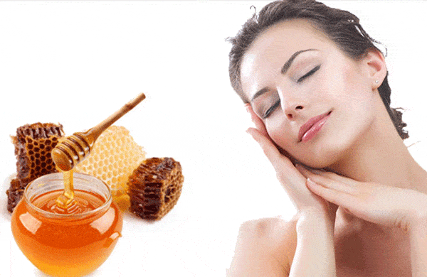 Mật ong được sử dụng nhiều để làm đẹp có tác dụng dưỡng da và ngăn ngừa mụn1