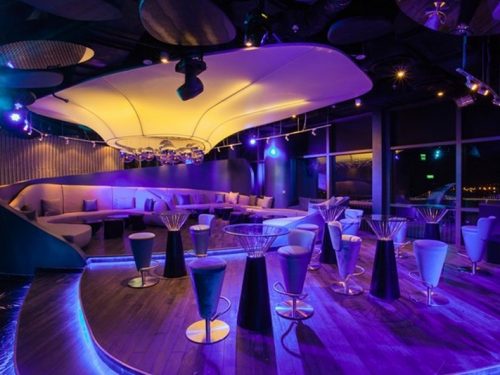 TP HCM xem xét cho phép mở lại dịch vụ quán bar, karaoke, vũ trường, hàng dong